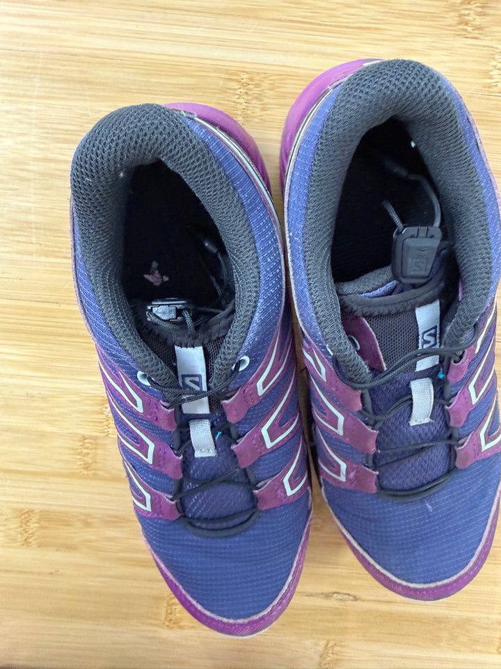 Salomon Speedcross Runner – Junior 3 (EU 35) | Purple & Navy