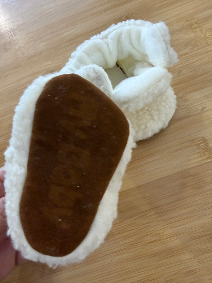 My Baby Sherpa Cream Slipper – Est. 3–9M