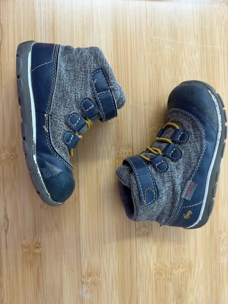 See Kai Run Sam WP Waterproof Ankle Boot – 9 | Navy & Grey | Play - Nest and Sprout-Consignment