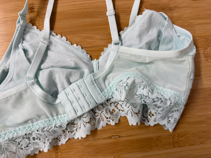 La Vie en Rose Nursing Bralette – L | Mint