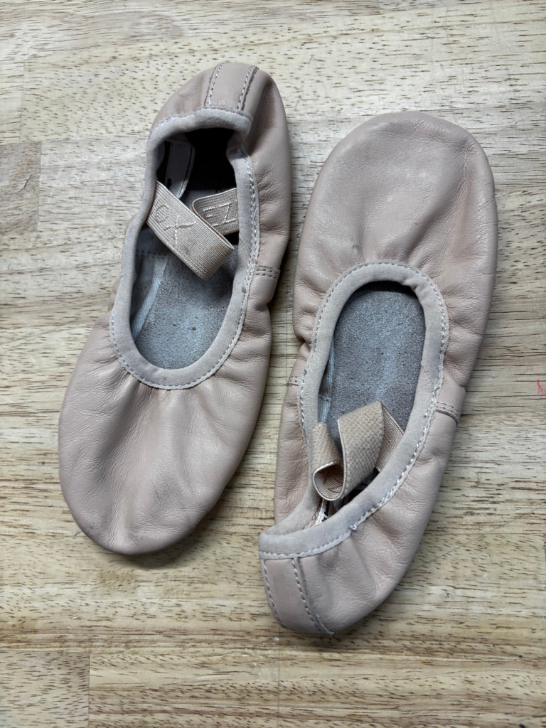 Capezio Leather Ballet Shoes | Size 12.5N