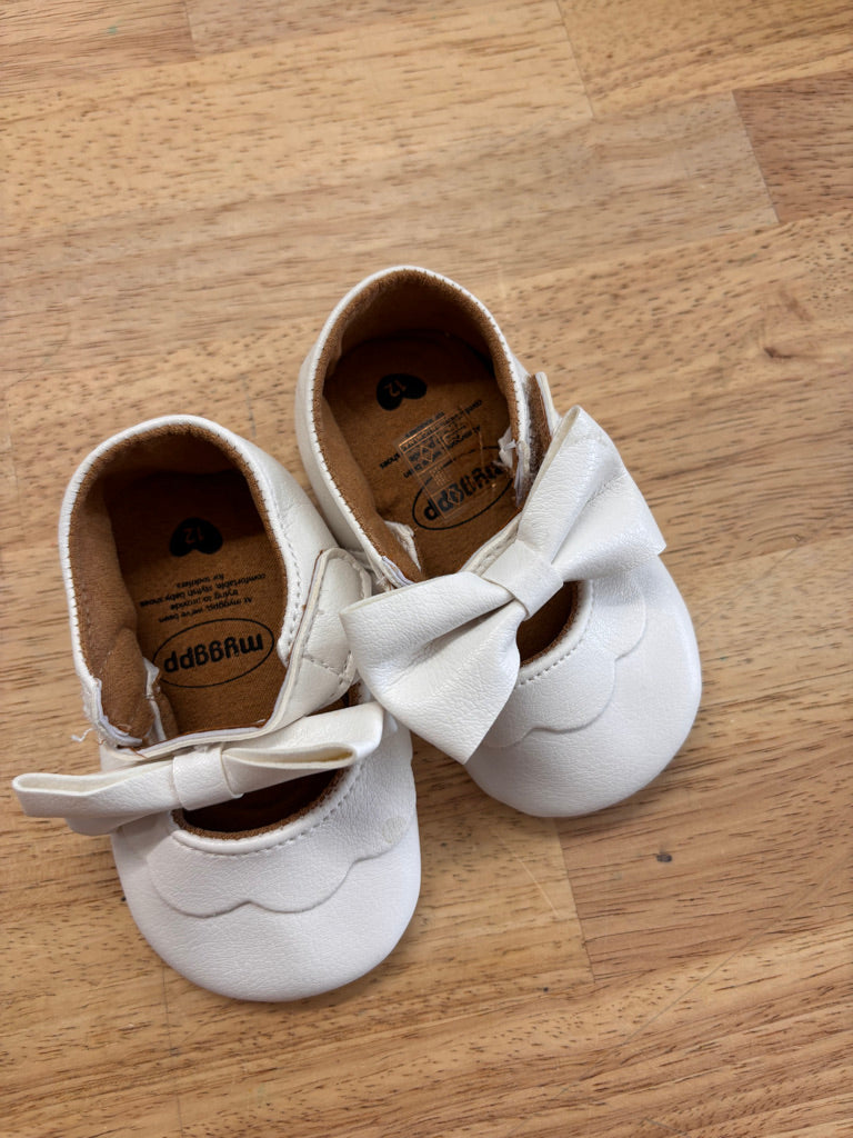 MYGGP Soft Sole Mary Jane Shoes – Size 2