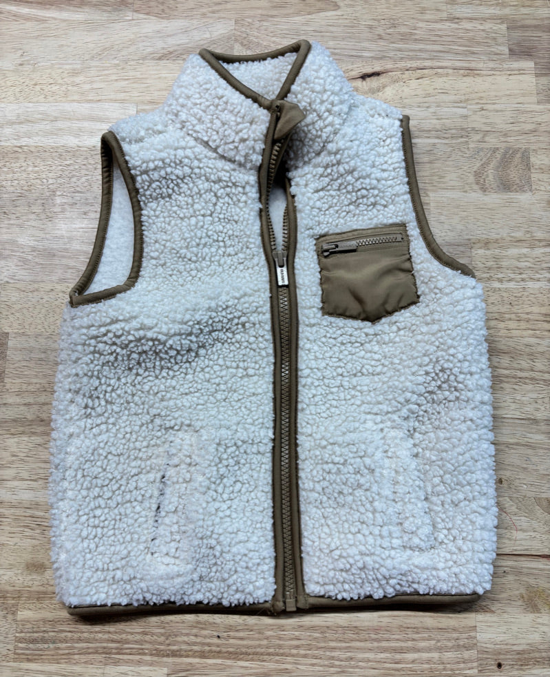 Old Navy Sherpa Vest – 3T