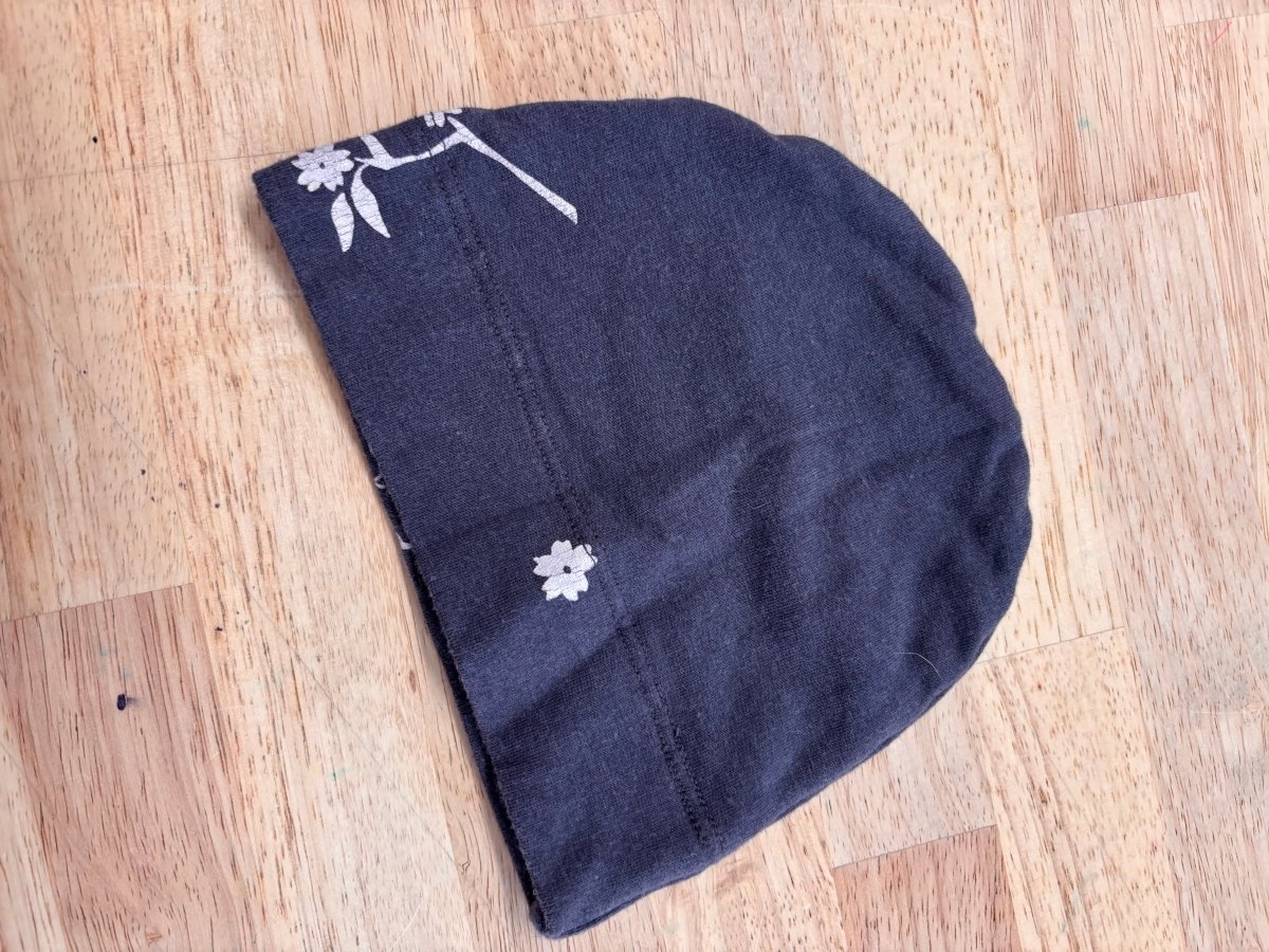 Smoking Lily Bamboo Beanie – Charcoal Grey & White Floral - Nest and Sprout - Consignment