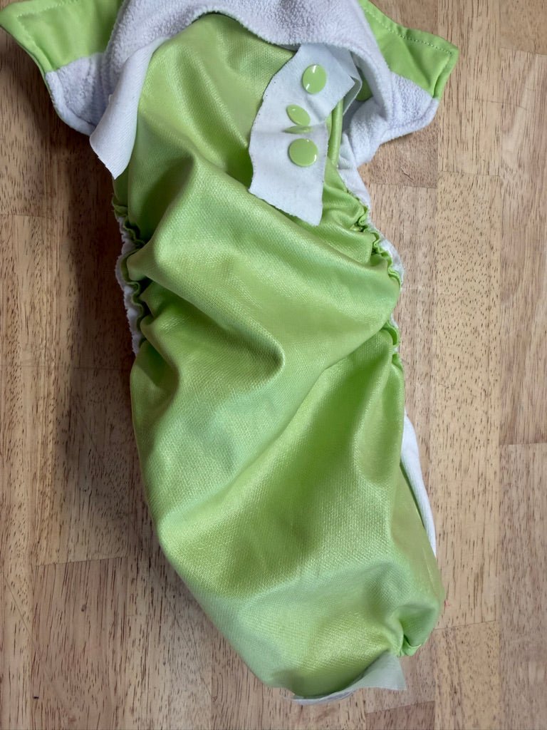 Nuggles Simple Pocket Diaper – One Size | Lime Green Fleece Double Gusset - Nest and Sprout - Consignment