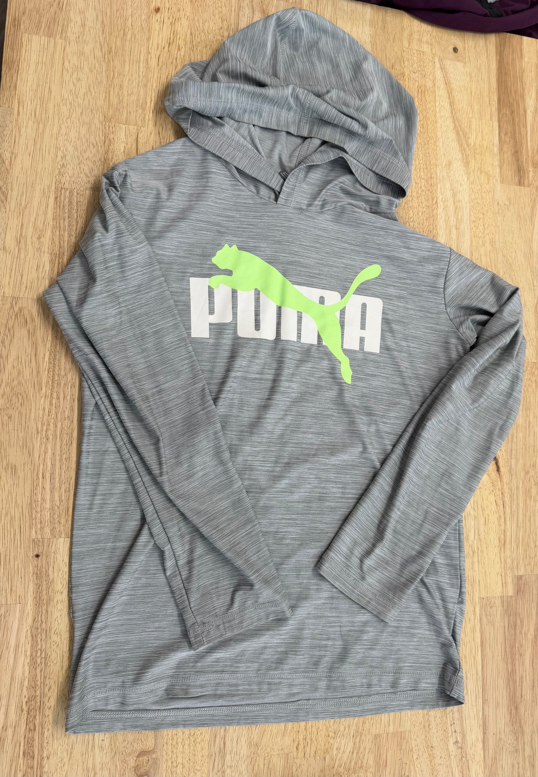 Puma Lightweight Hoodie – 10 | Lime Green & Light Grey