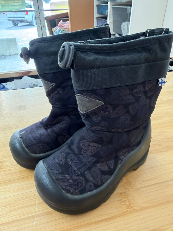 Kuoma Winter Boot – 23 (EU) | Black with Purple