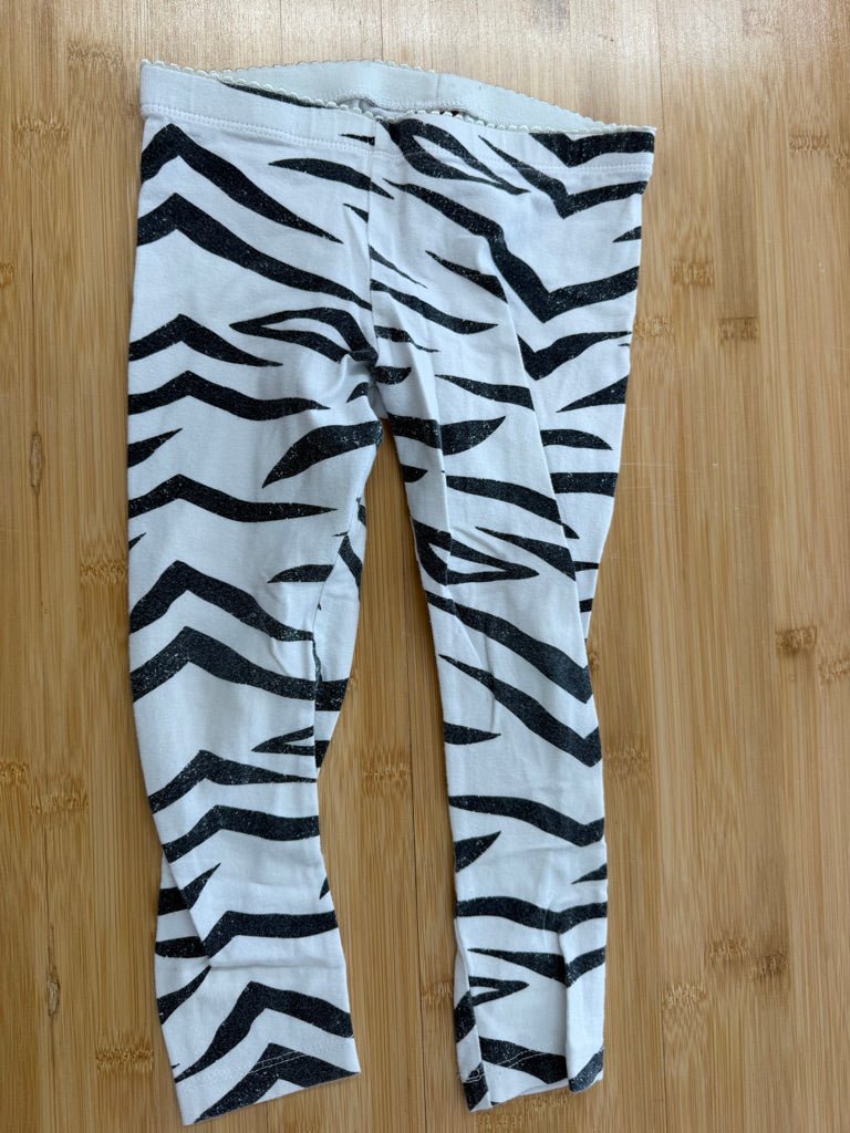 Tea Collection Leggings – 4 | White and Black Zebra | Fair Condition - Nest and Sprout-Consignment