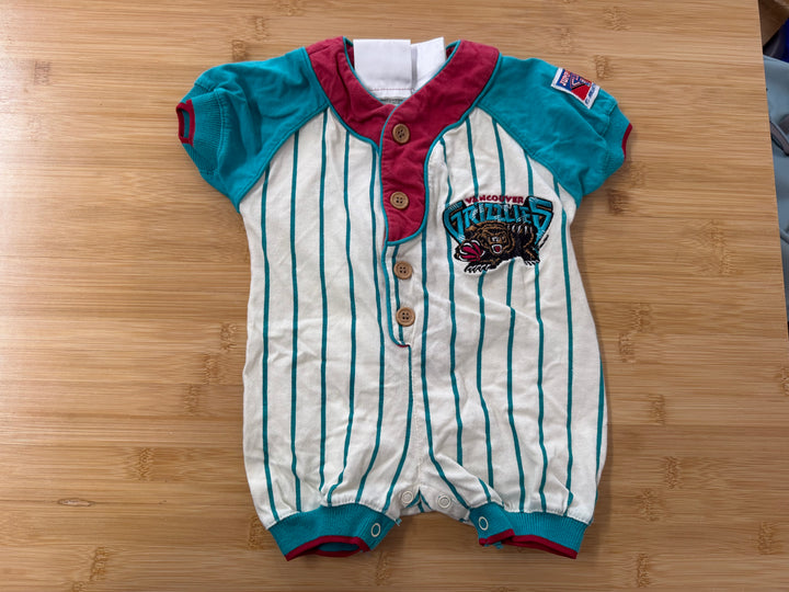 Vancouver Grizzlies Romper – 3–6M | White 100% Cotton Logo Patch