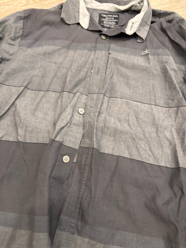 Calvin Klein Size L Button Up Shirt imperfect