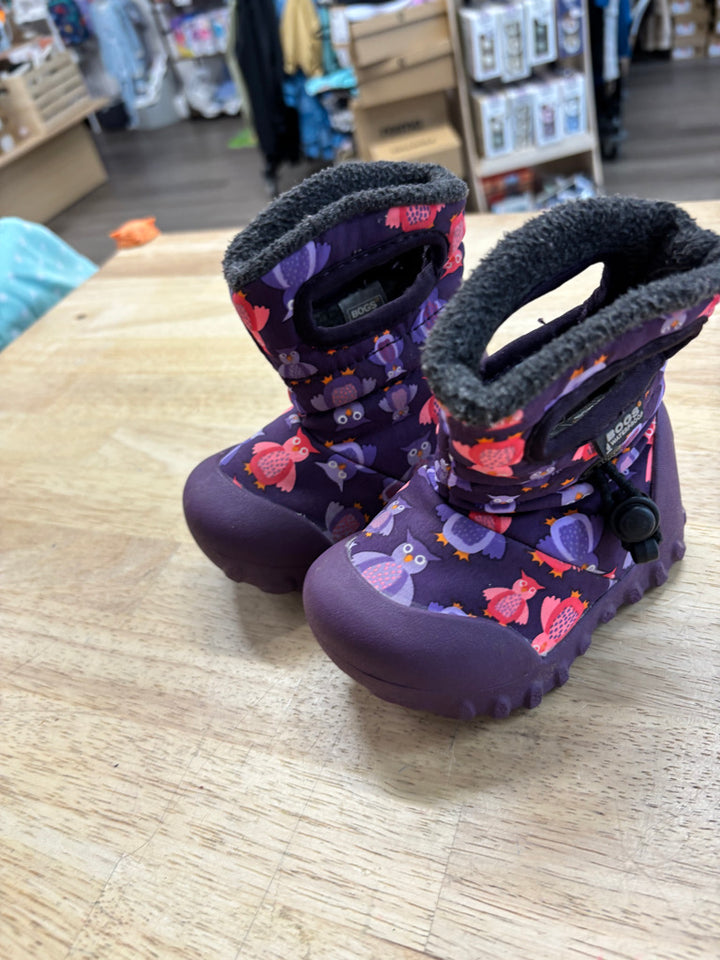 Bogs Rebound Winter Boots – Purple Owl Print | Size 4