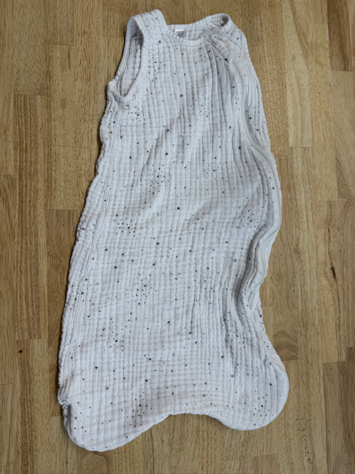 Petit Lem Muslin Sleep Sack – Newborn | White Stars Lightweight | Play