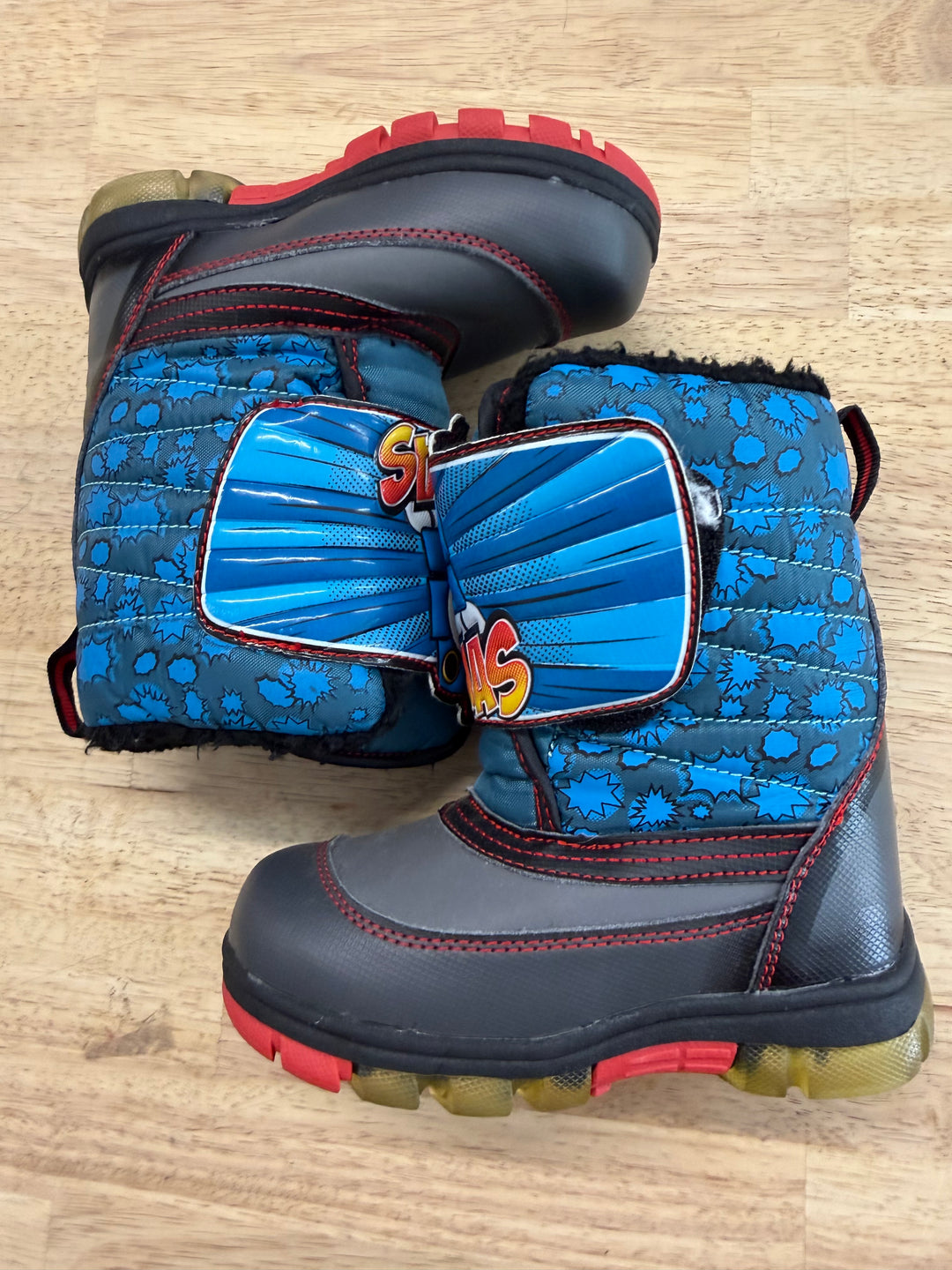 Thomas the Tank Engine Snow Boots – 8 (EU 24) | Black & White Canada Velcro