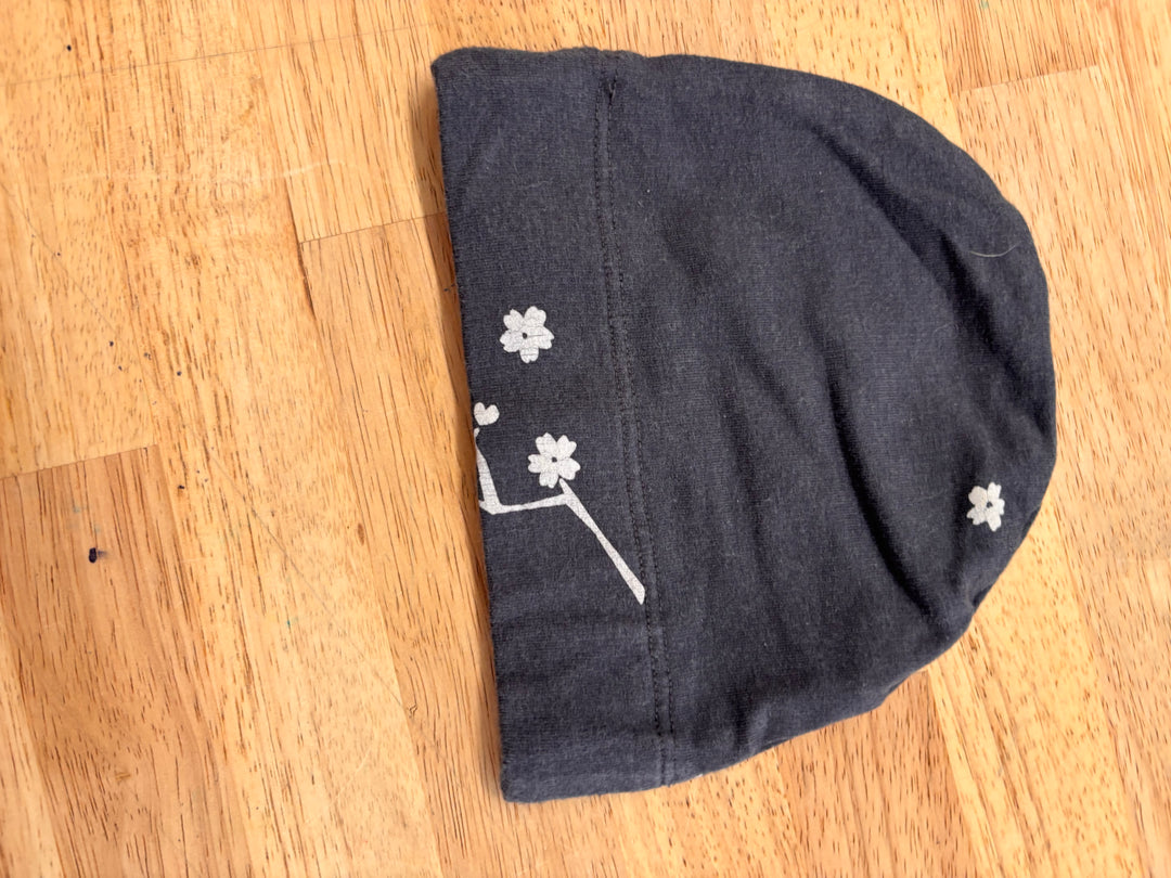Smoking Lily Bamboo Beanie – Charcoal Grey & White Floral