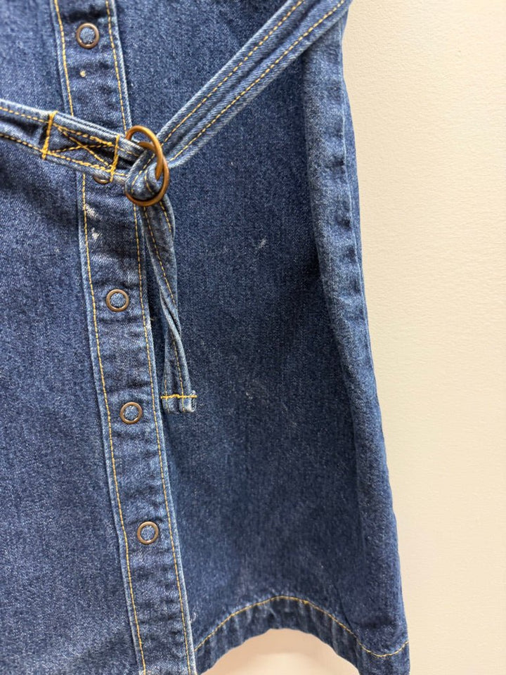 Gap Denim Dress – S (4/5Y Est.) | 100% Cotton Snap-Up Drop Waist | Play - Nest and Sprout-Consignment