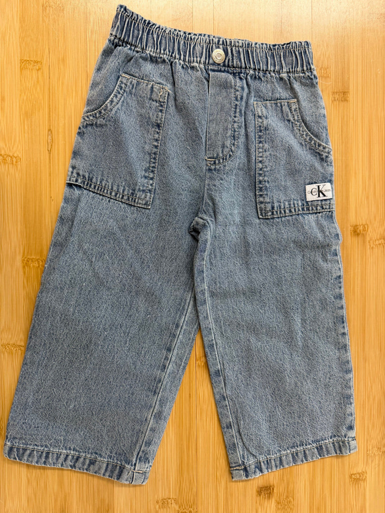 Calvin Klein Jeans – 2T | Light Wash Wide Leg Elastic Waist