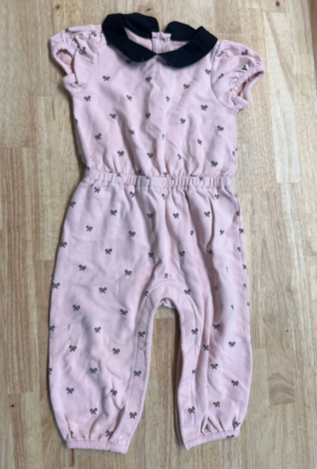 Gap Romper – Size 12–18M (Pink with Black Bow Print, Play Condition)