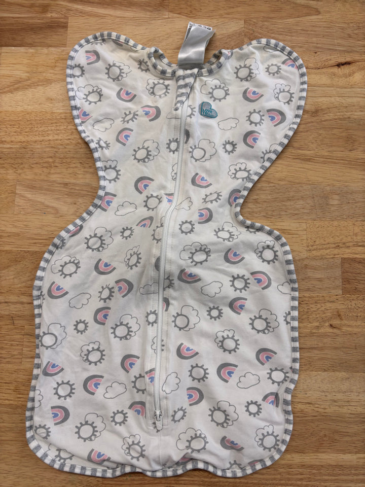 Love to Dream Swaddle – Small (8–13 lbs) Rainbow Print
