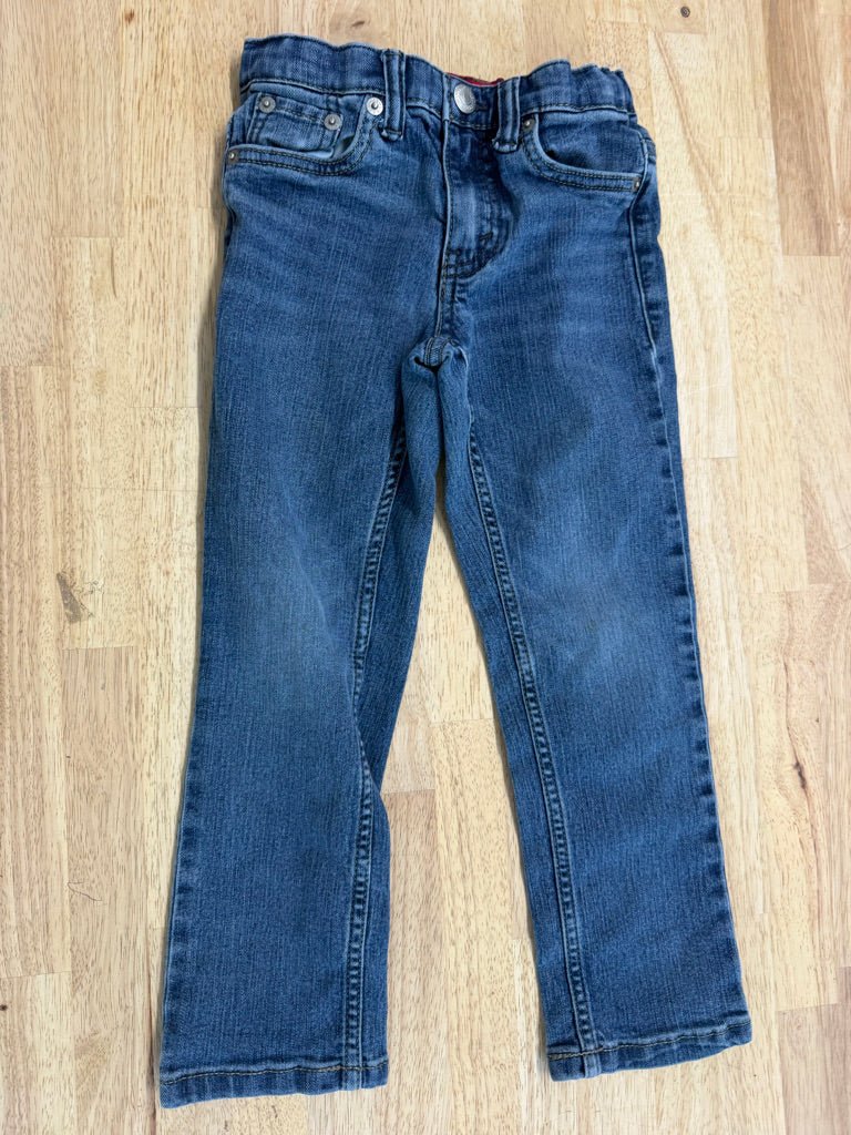 Levi's Straight Leg Jeans – 5 | Medium Wash Elastic Waist Light Knee Wear - Nest and Sprout-Consignment