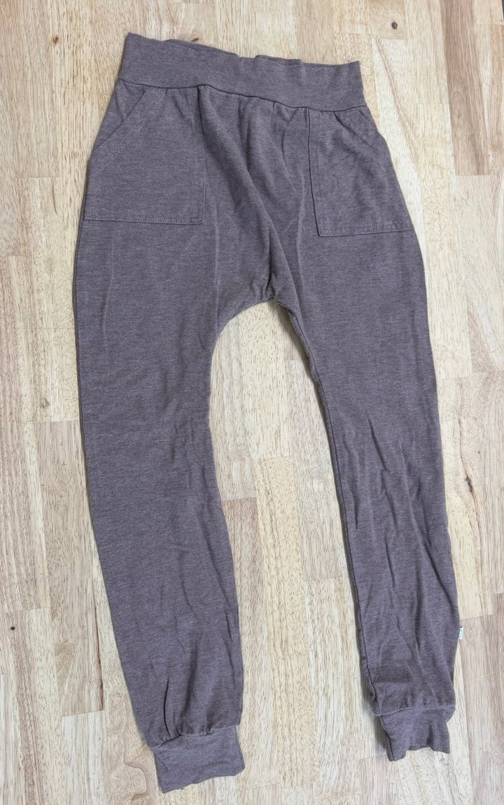 Tiny Button Apparel Brown Bamboo Loose-Fit Legging – 7/8 | Made in Canada - Nest and Sprout-Consignment