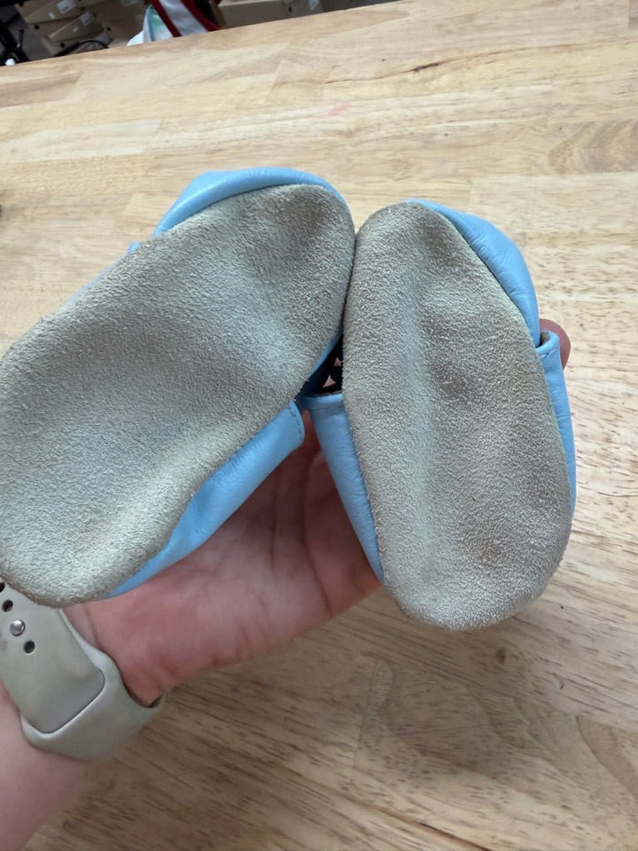 Robeez Penguin Moccasin – Blue Leather - Nest and Sprout-Consignment