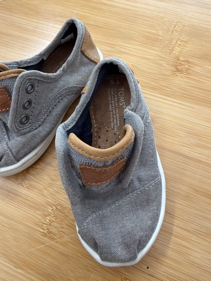 TOMS Classic Shoes – T5 (Toddler 5) | Grey