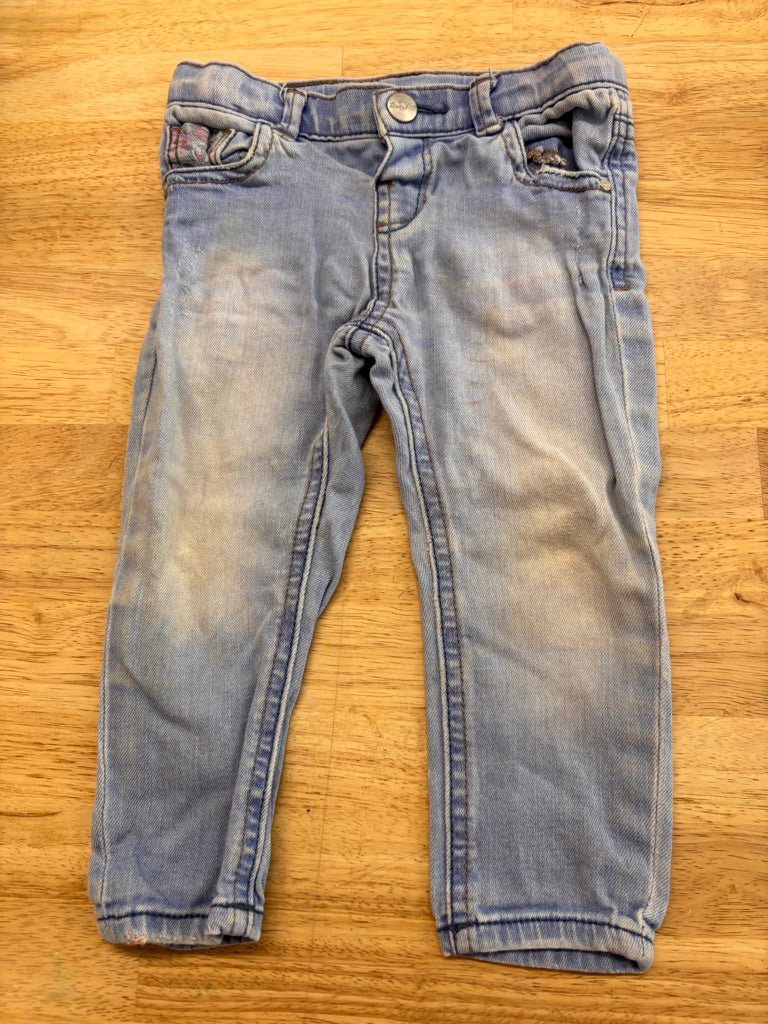 Baby Girl 9–12M Denim Pants – Light Wash imperffect - Nest and Sprout - Consignment