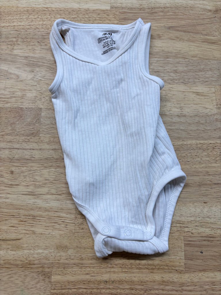 H&M 3M Organic Ribbed Bodysuit - Nest and Sprout - Consignment