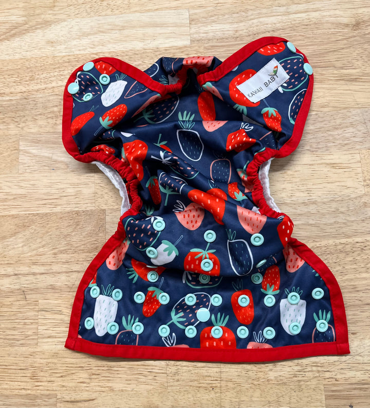Kawaii Baby Diaper Cover – OS (Strawberry Print)