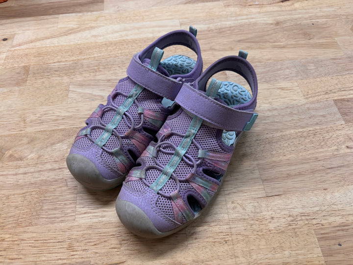 Closed-Toe Sandals – Size 2 Youth