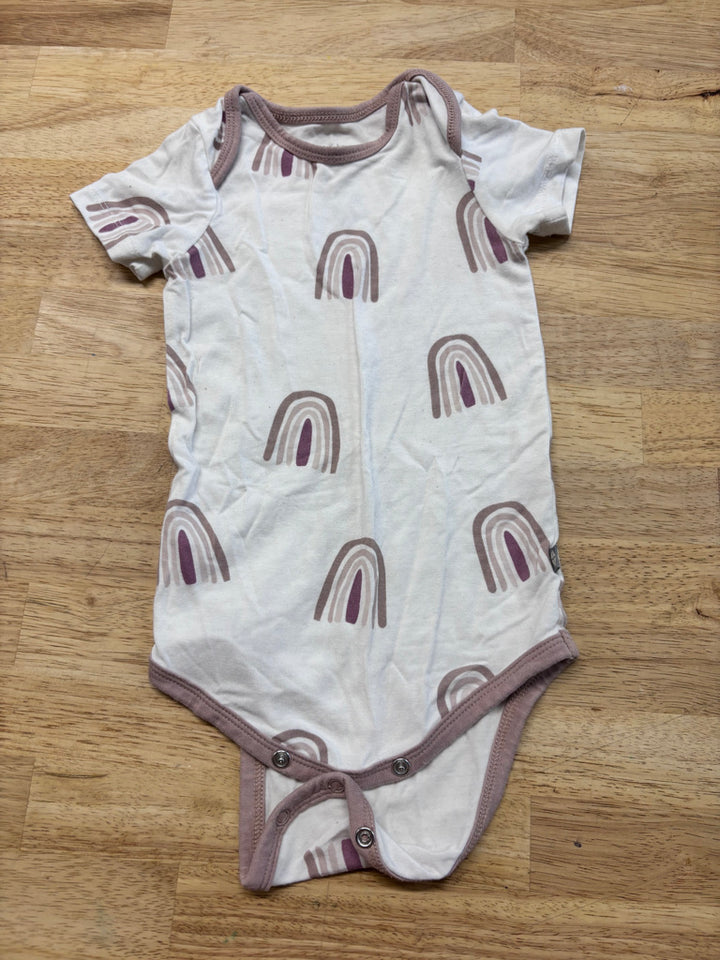 Kyte Baby White Short Sleeve Bodysuit 12–18M