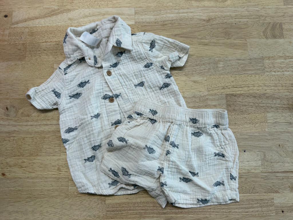 Carter's Muslin Two-Piece Set – 6–9M | Cream Short Sleeve & Shorts 100% Cotton