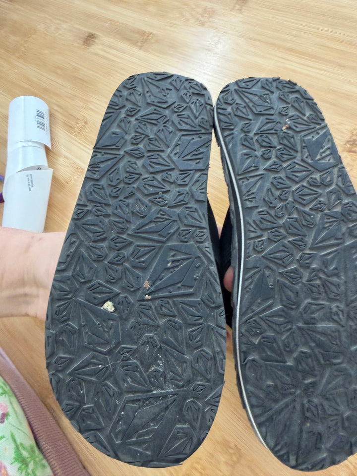 Volcom Grey Camo Flip Flops – Est. 21cm (Youth 3–4)