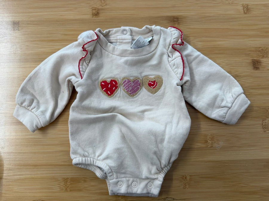 Nicole Hiller Bubble Bodysuit – 0–3M | Heart Cookie Print - Nest and Sprout - Consignment