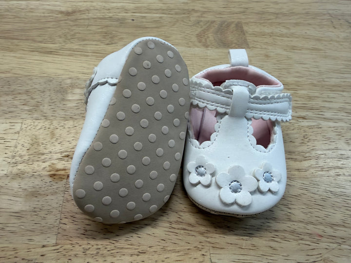 Joe Fresh Moccasins – 1 | White Floral