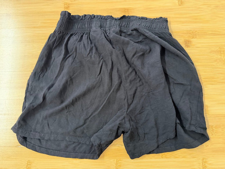 H&M Shorts – 10–11 | Black Elastic Waist Lightweight - Nest and Sprout - Consignment