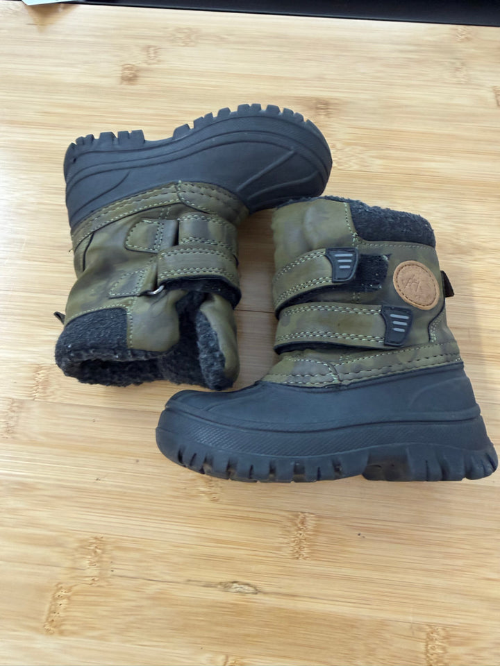 Camo Galosh Snow Boots – 7 | Army Green Double Velcro