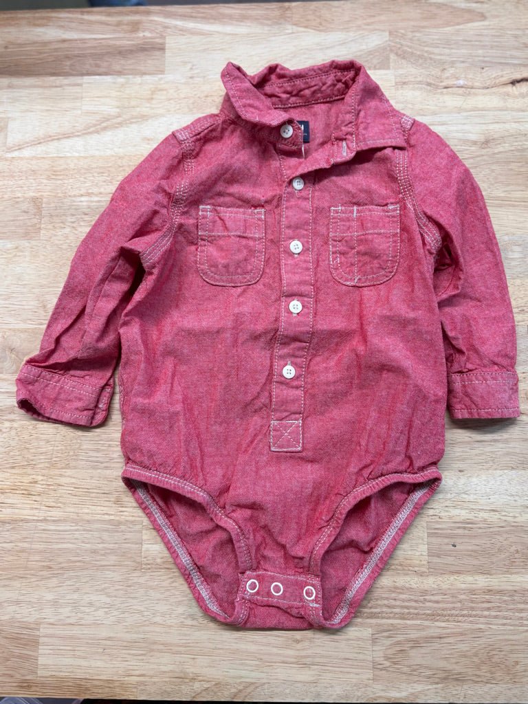 OshKosh Button - Up Shirt – 24M Red Chambray - Nest and Sprout - Consignment