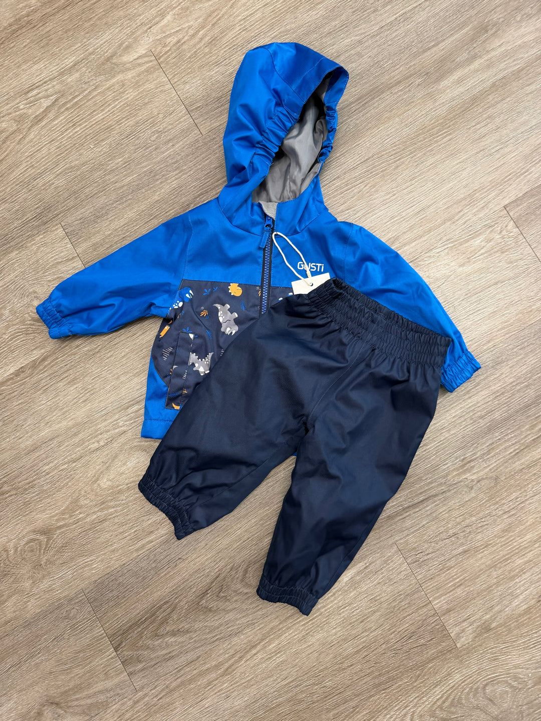 Gusti Two-Piece Rain Set – 12M | Blue & Navy Dinosaur Print