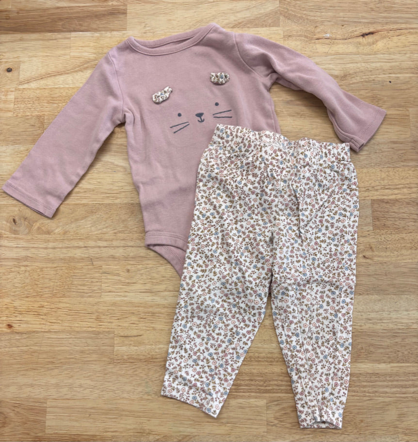 Carter’s 2-Piece Set – 12 Months Floral & Cat Top