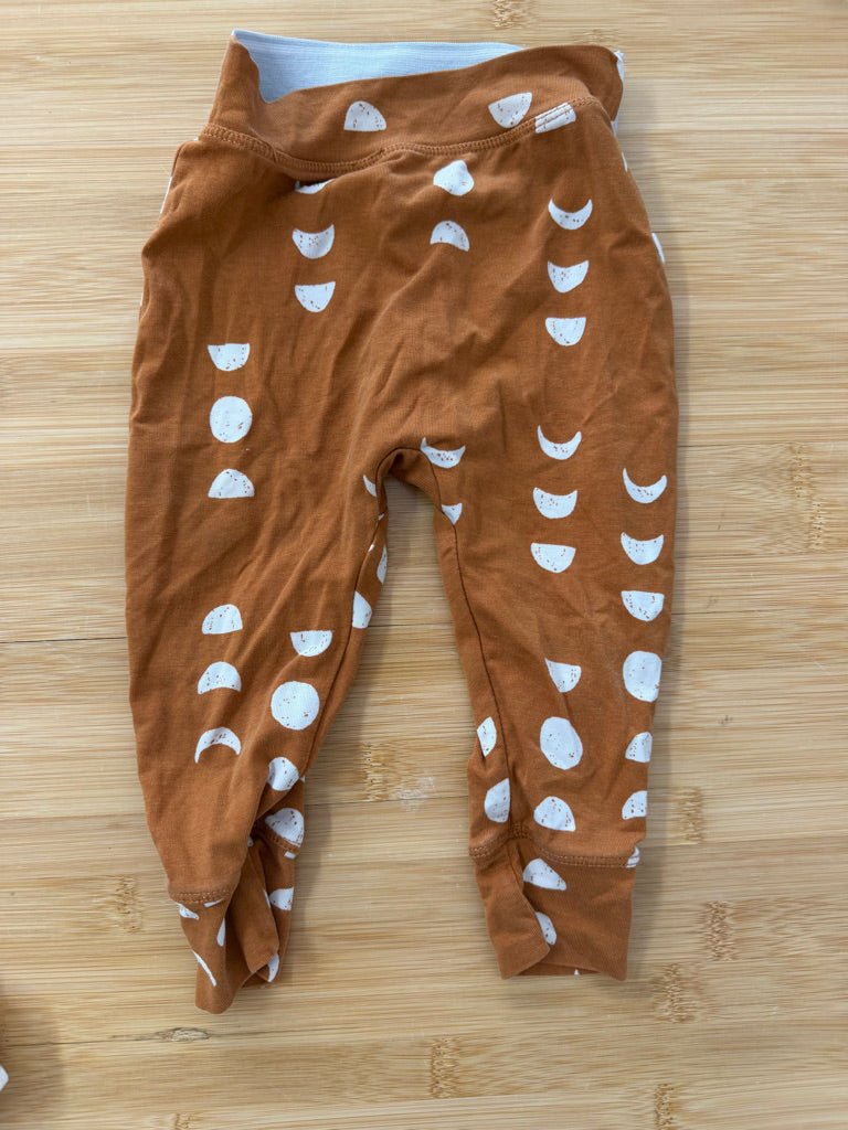 Loulou Lollipop Leggings – 6–12M | Tencel Moon Print - Nest and Sprout-Consignment