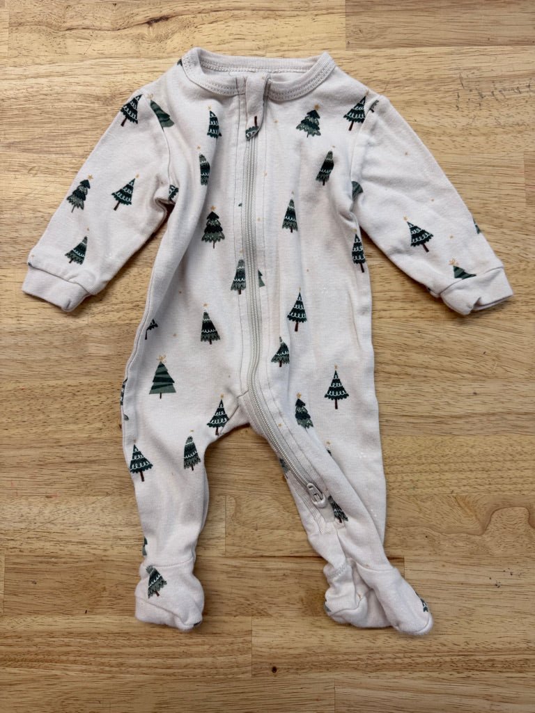 Petit Lem Footed Sleeper – Newborn | Christmas Trees - Nest and Sprout - Consignment