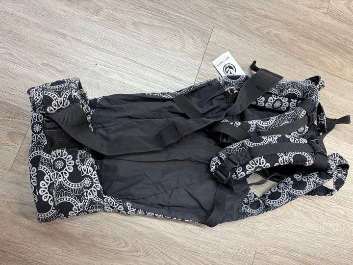 Ergobaby Carrier – Petunia Pickle Bottom Print | Black All-Over Print with Hood - Nest and Sprout-Consignment