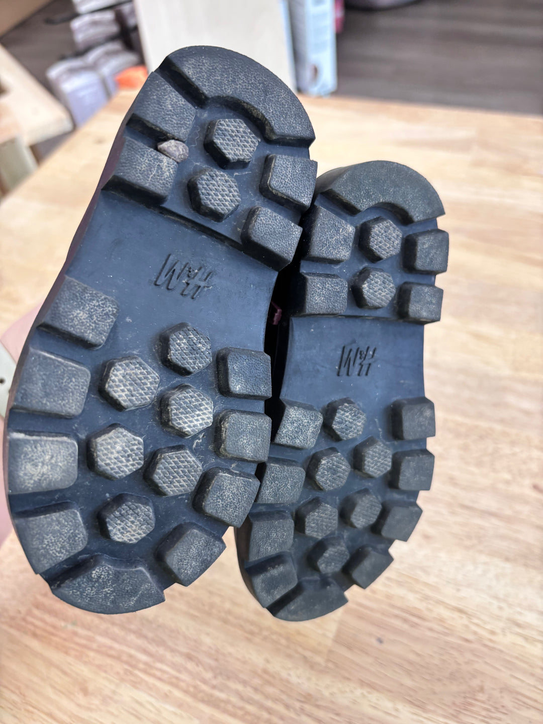 H&M Size 6 Burgundy Ankle Shoe