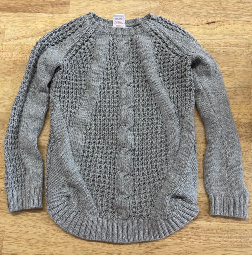 Tahari Cable Knit Sweater Grey Silver Sparkle | Size 7/8 - Nest and Sprout - Consignment