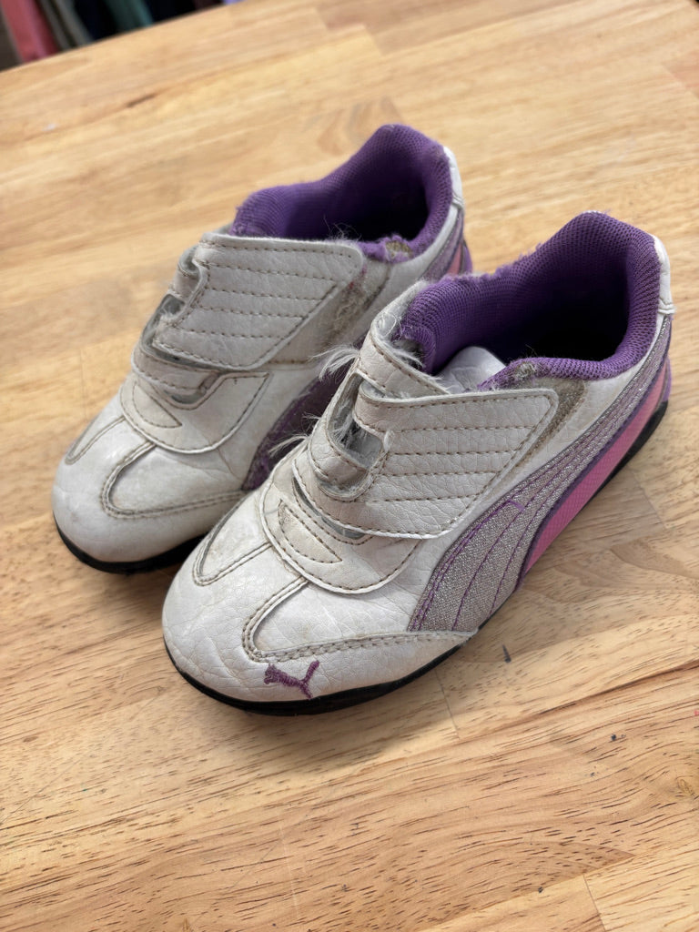 Puma 10.5 Indoor Soccer Shoes – Play Condition