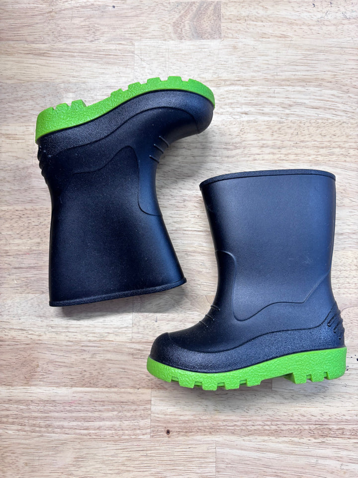 Classic Rain Boots – 7 NWOT