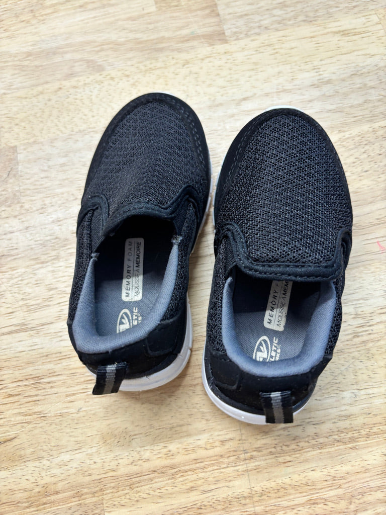 Athletic Works Pull-On Sneakers – 6