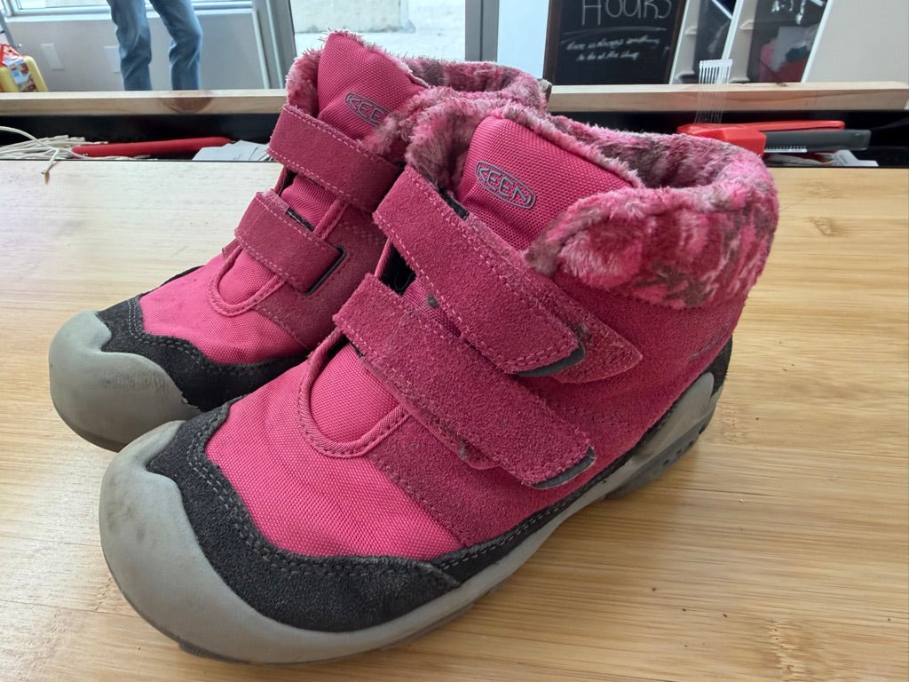Keen Ankle Boots – 3 | Pink Velcro Faux Fur Edging -20C rated - Nest and Sprout-Consignment