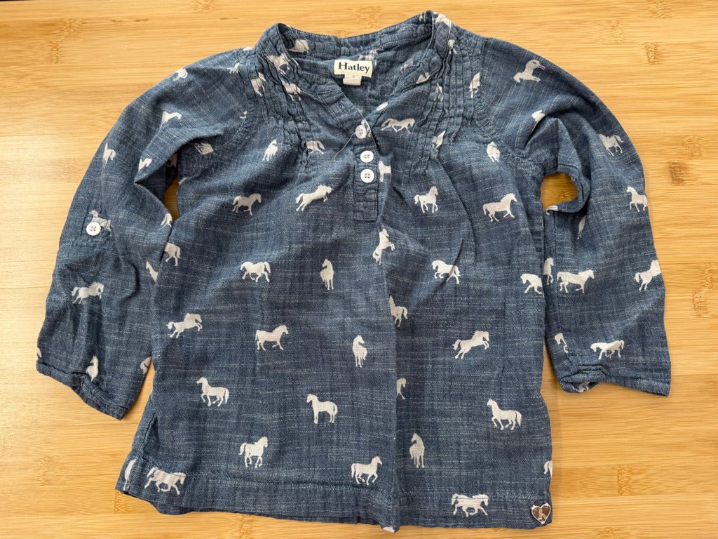 Hatley Denim Shirt – 6 | Horse Print - Nest and Sprout-Consignment